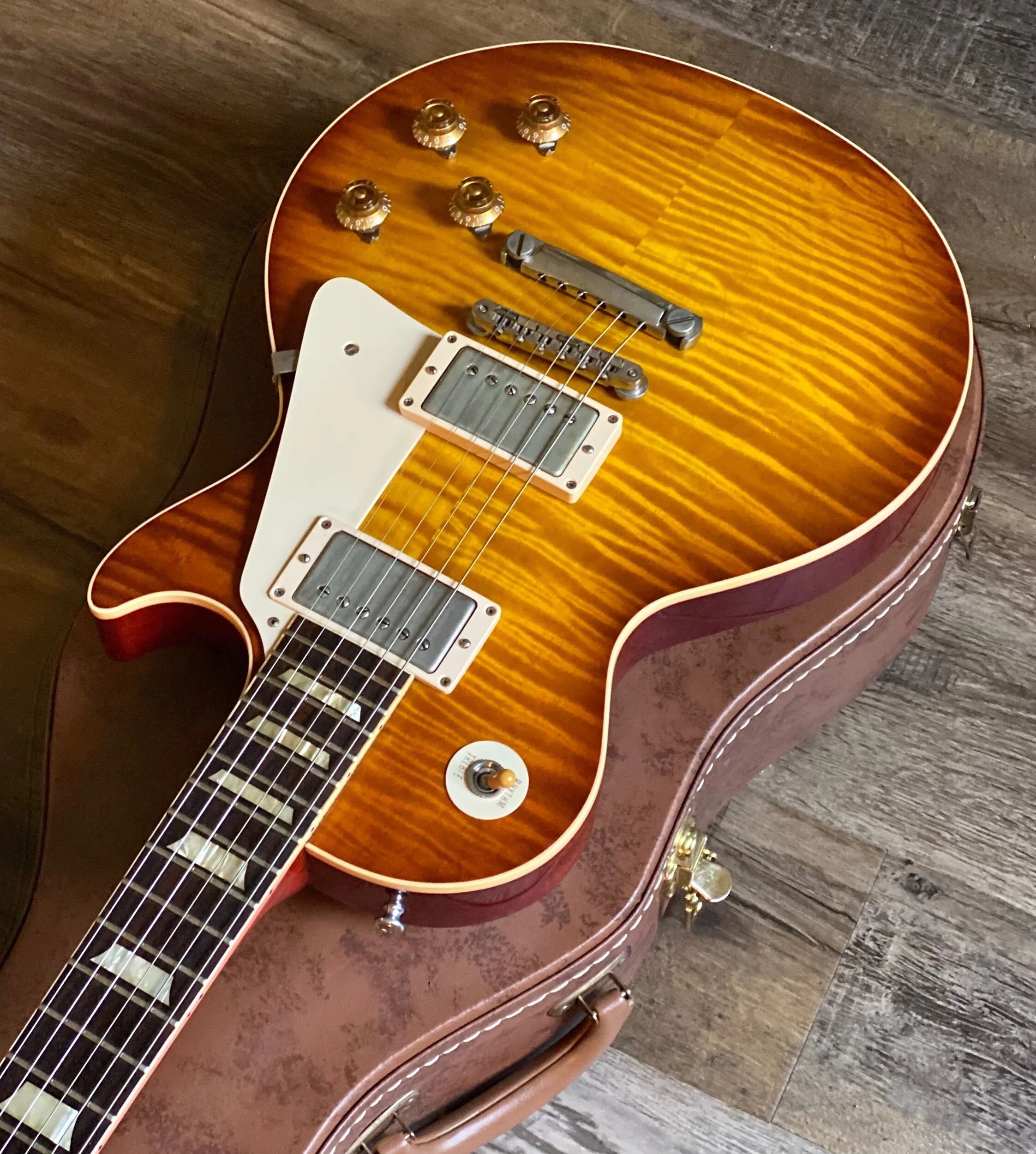 C13489B5-2188-4C74-8A67-C011BC9E300A