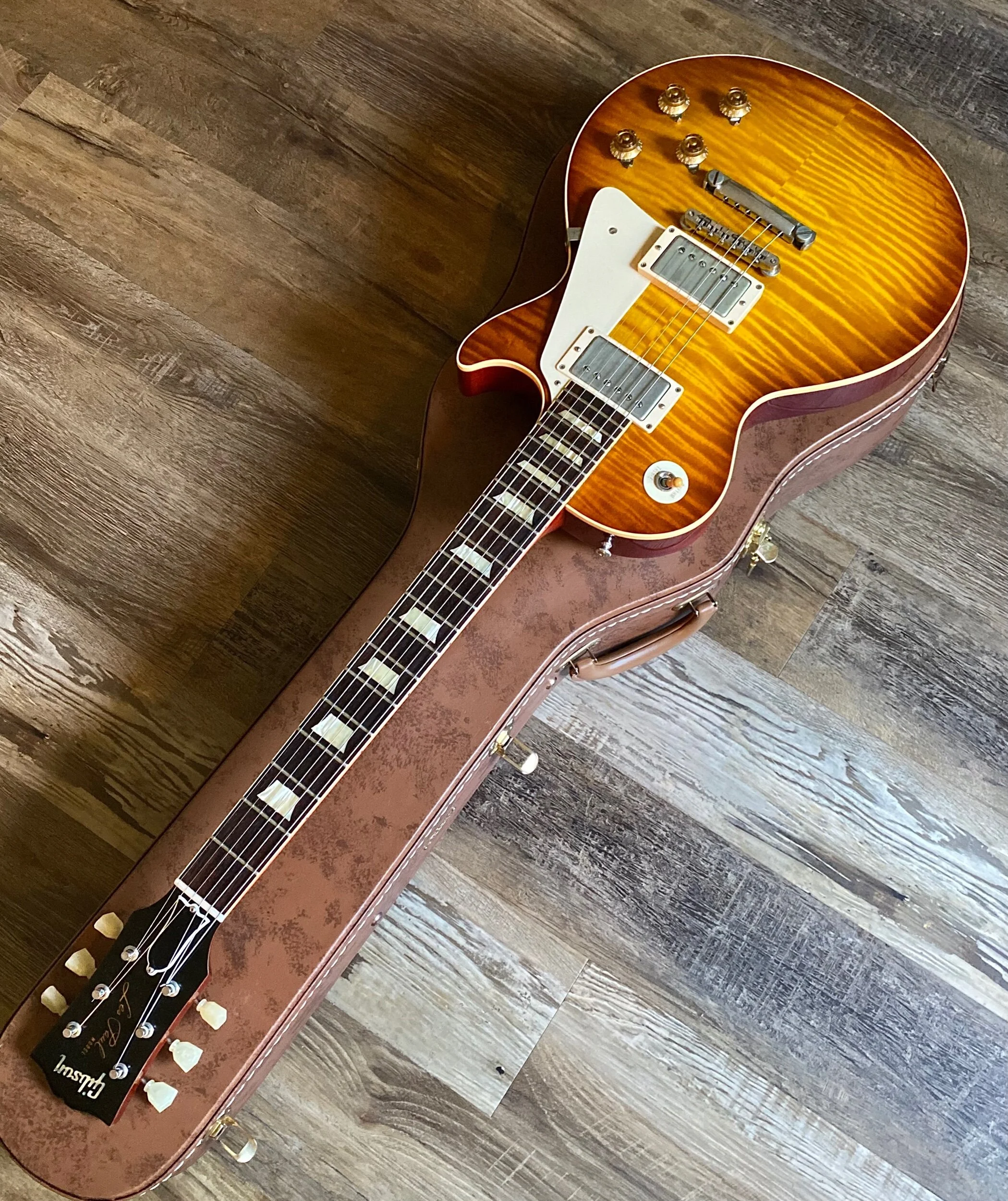 64E67C3A-044A-40D8-B988-22353C1CB5D5