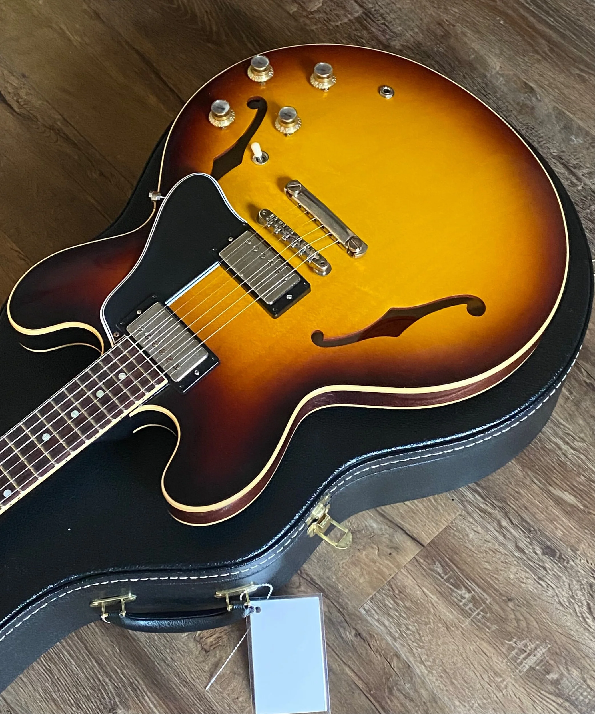 9CA1DC03-0532-4DB4-93E6-696BC010034D