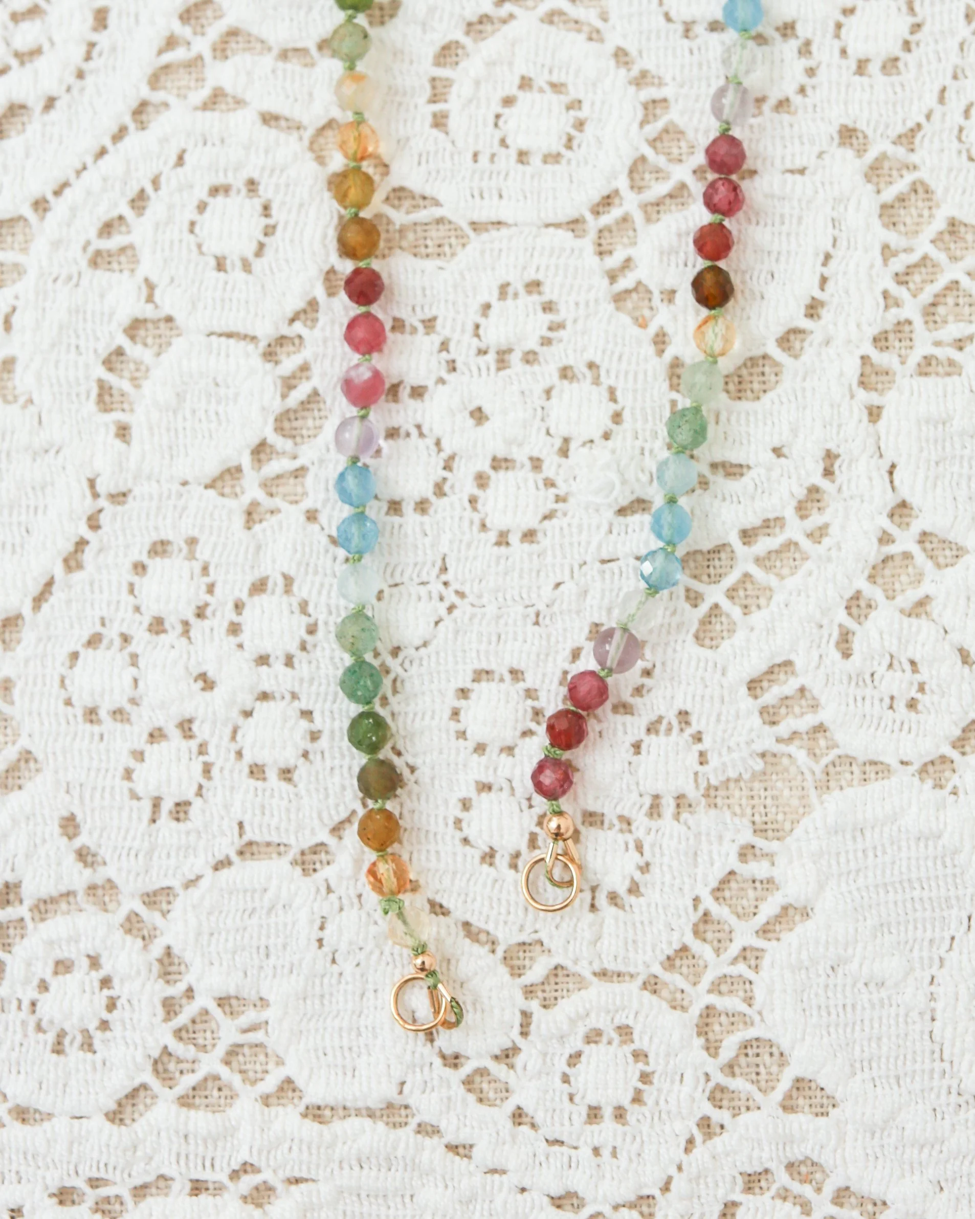 Petite Rainbow Strand - Sans a clasp