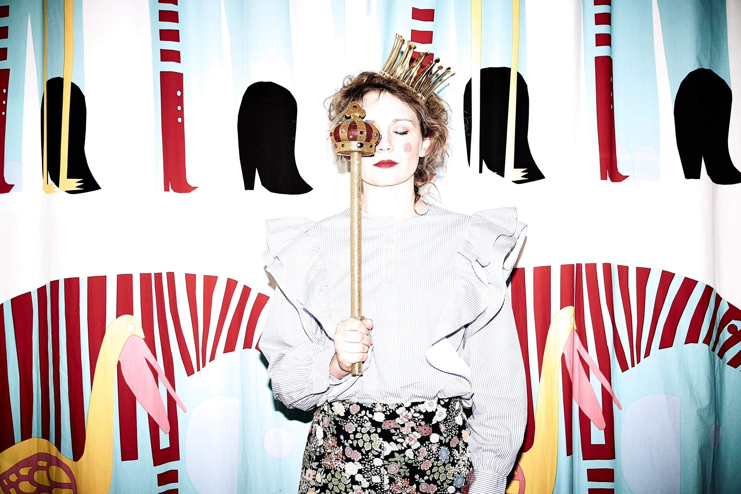 _W4C8904CARO crown 02.jpg
