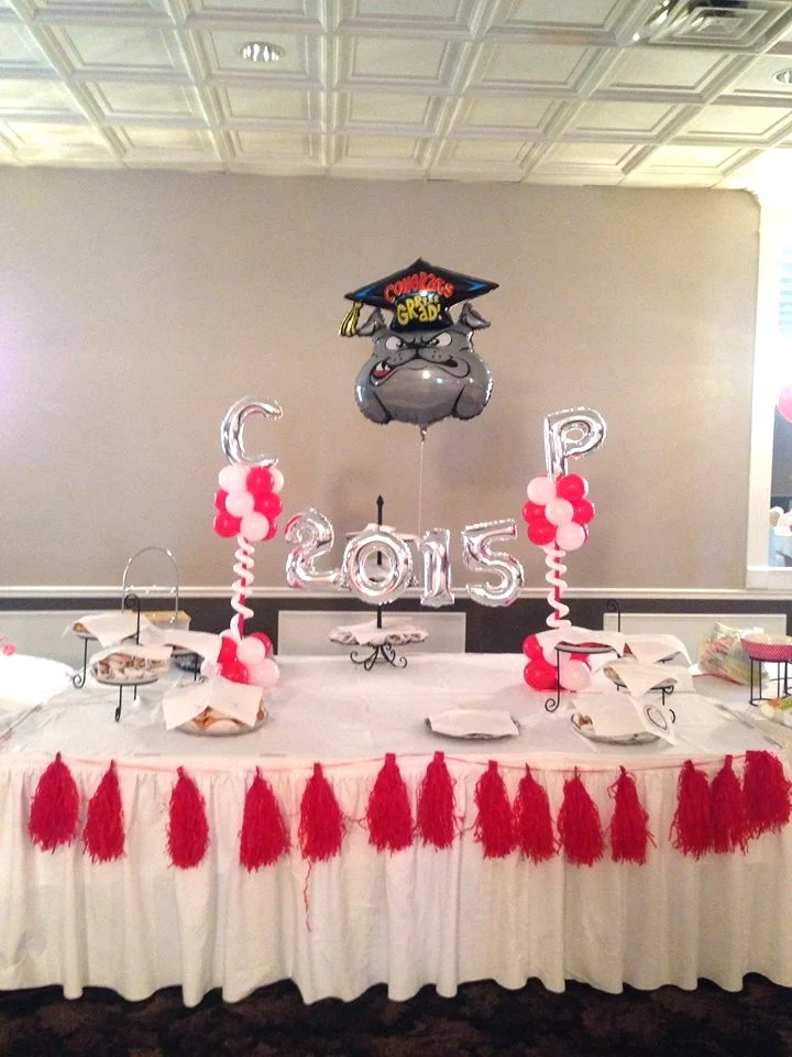Crown Point Bull Dogs Dessert Centerpiece