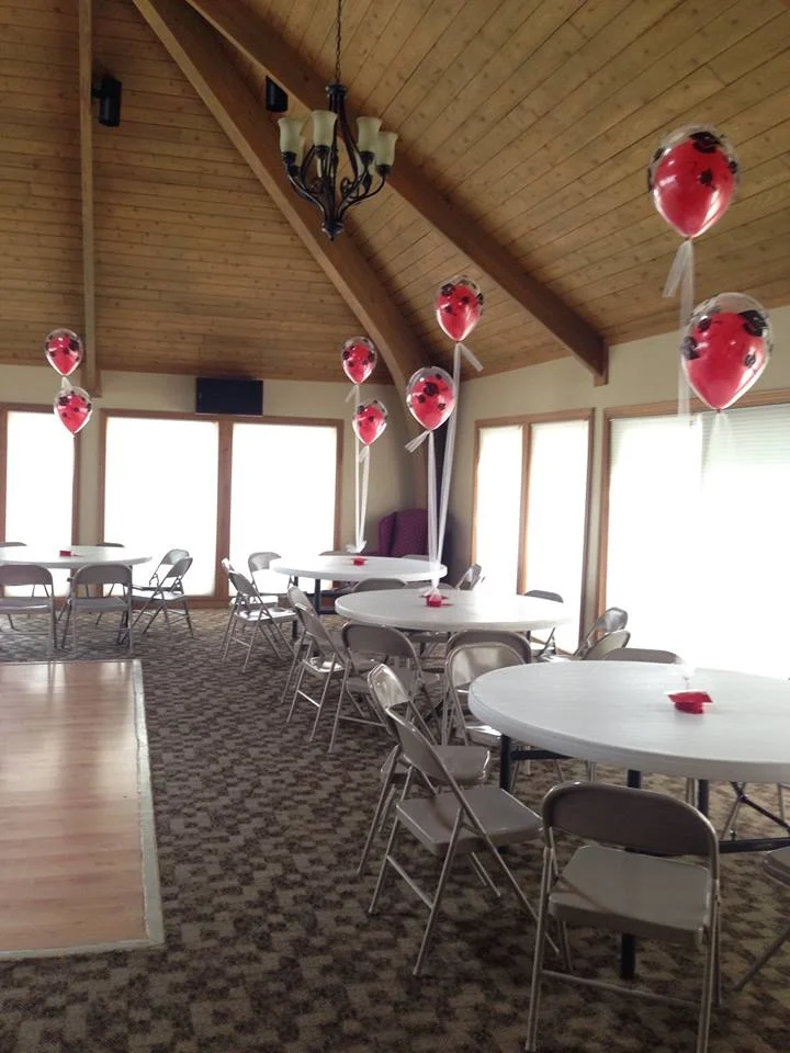 Red Grad Hats Double Stuffed Balloons with Tulle