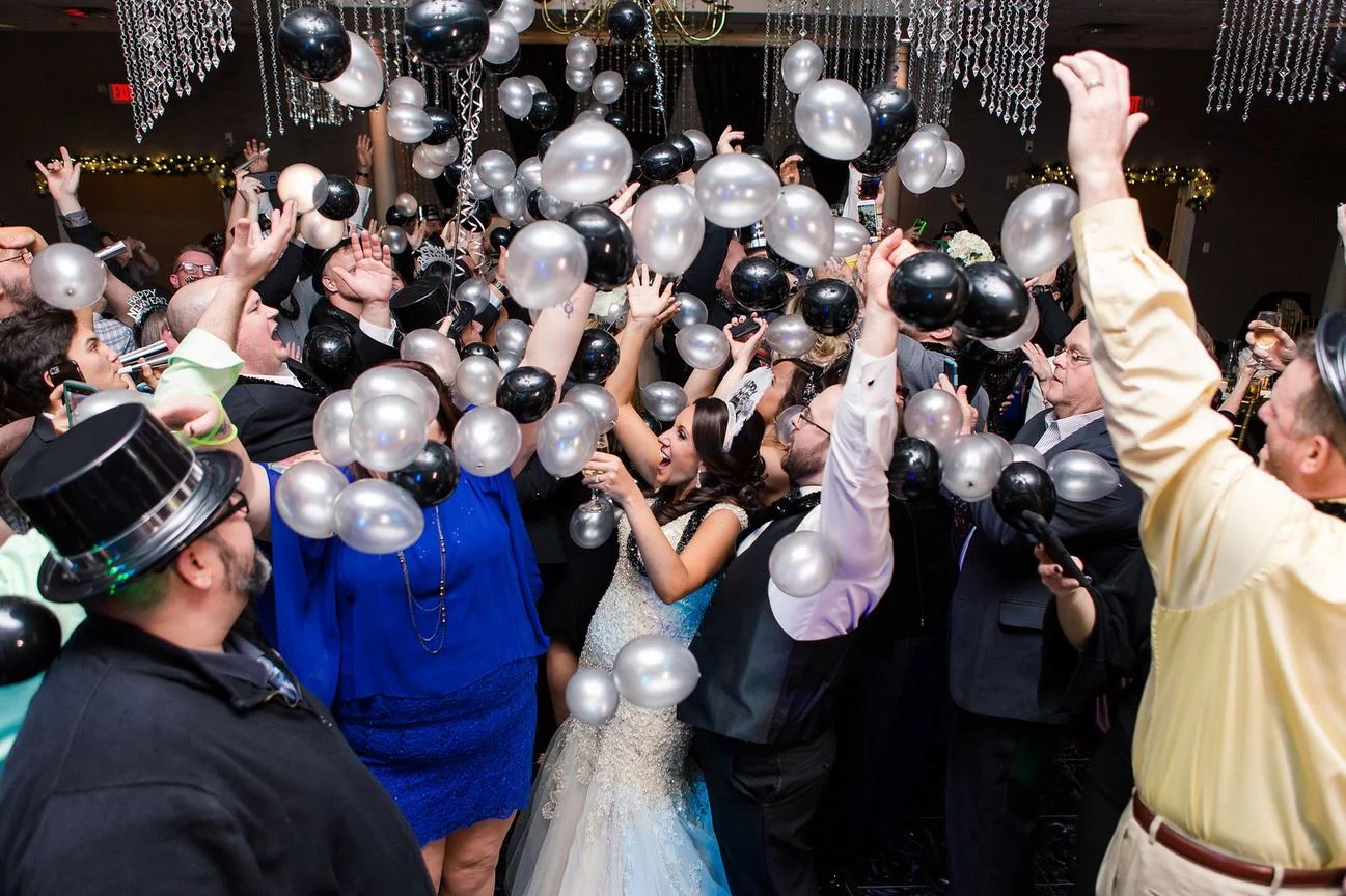 Balloon drop photos by: Alyssa Grace Photography