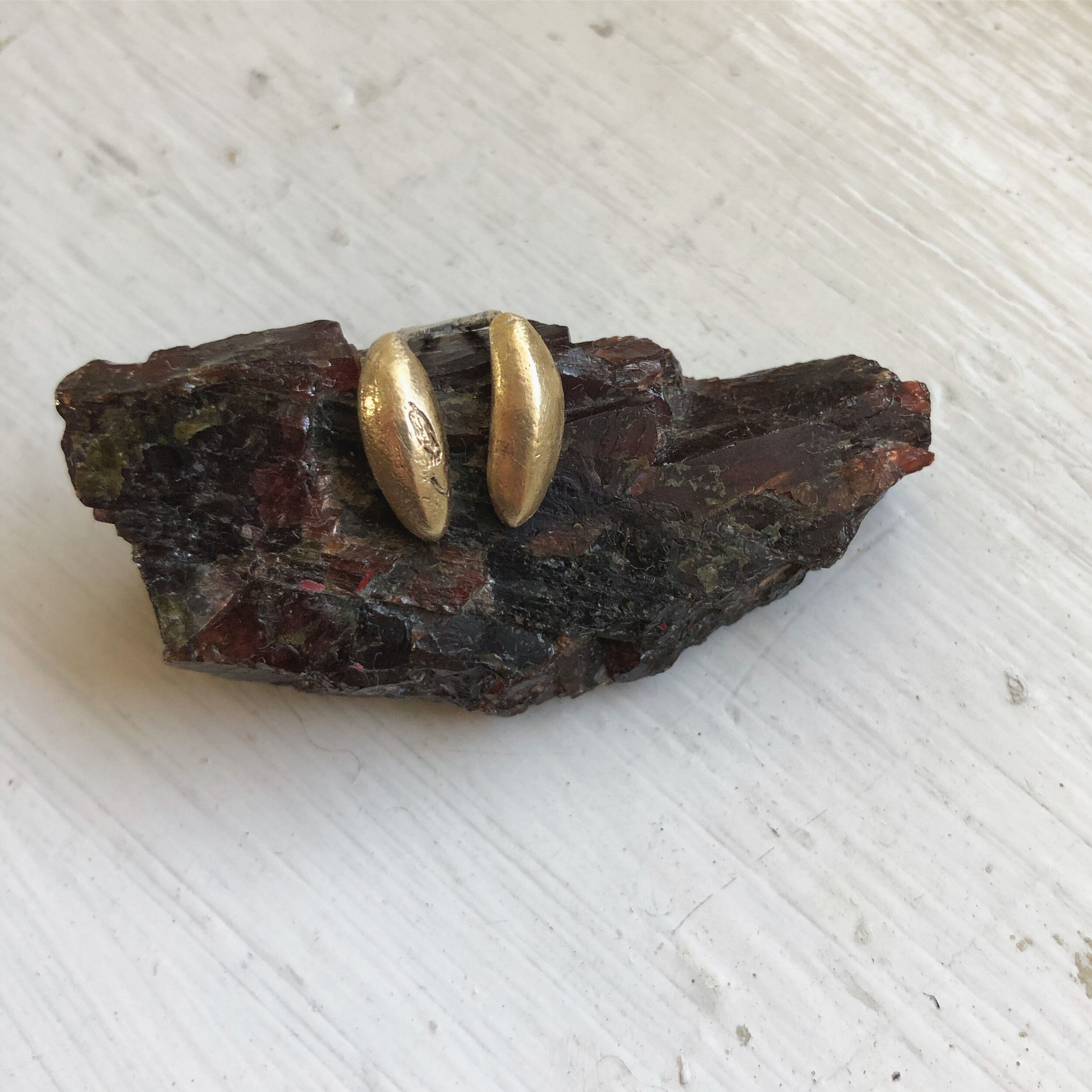 3AB52870-F332-4652-B217-D55254A4AB2F