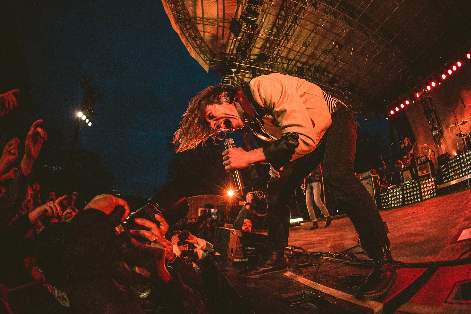 Cage the Elephant