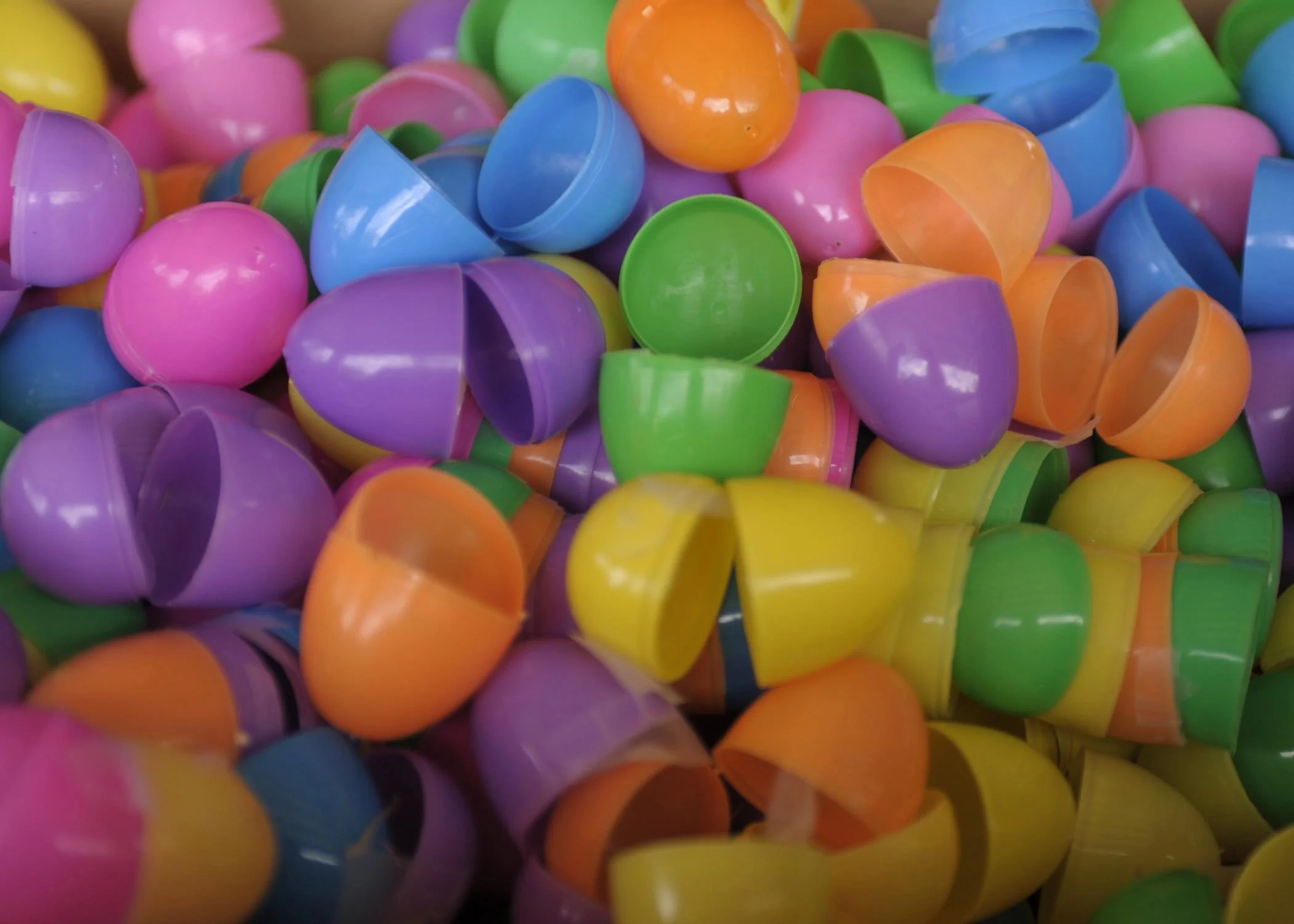 LHC Help Around Town: Egg Stuffing for Willamalane's MEGGA Hunt