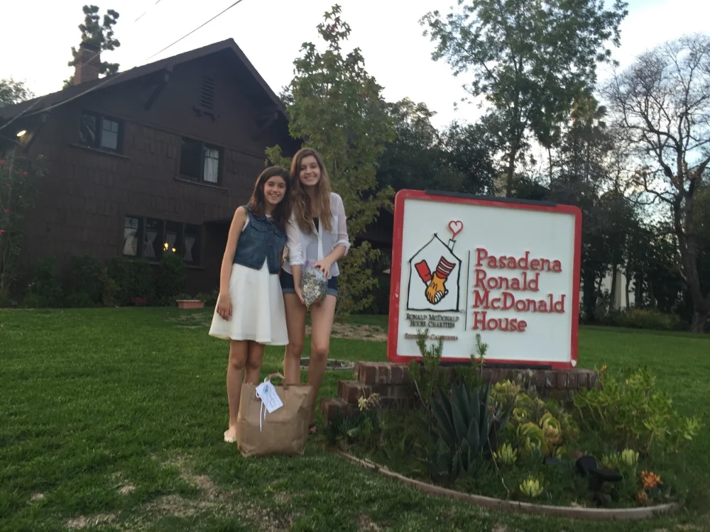 Grace and older sister Lauren at the Ronald McDonald House