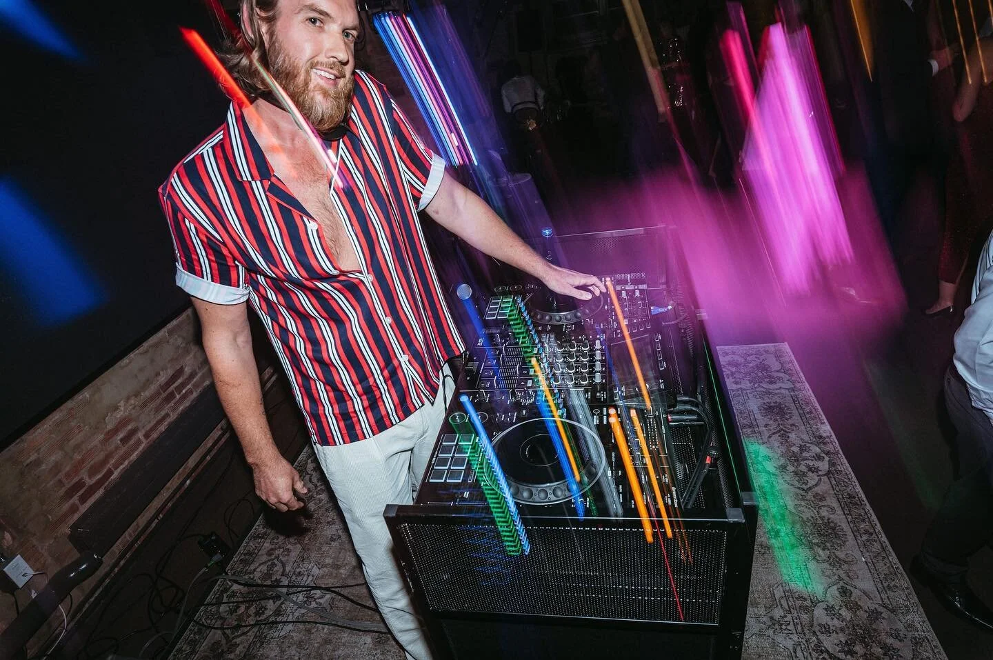 💍wedding professional💍 congrats @juliebensman + @tconrad 📸: @meadowlarkstills