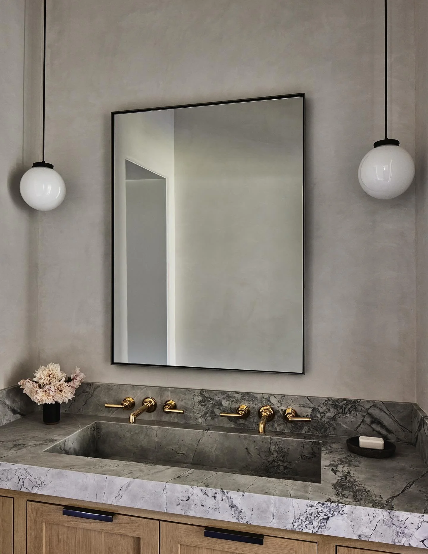 An extra large marble sink makes washing hands and paintbrushes easy in the playroom bathroom of our Sonoma project.  Not pictured is a sturdy pull out platform for little ones to step up onto 💪🏻

Interiors @lindsaygerberinteriors 
Photographer @sa