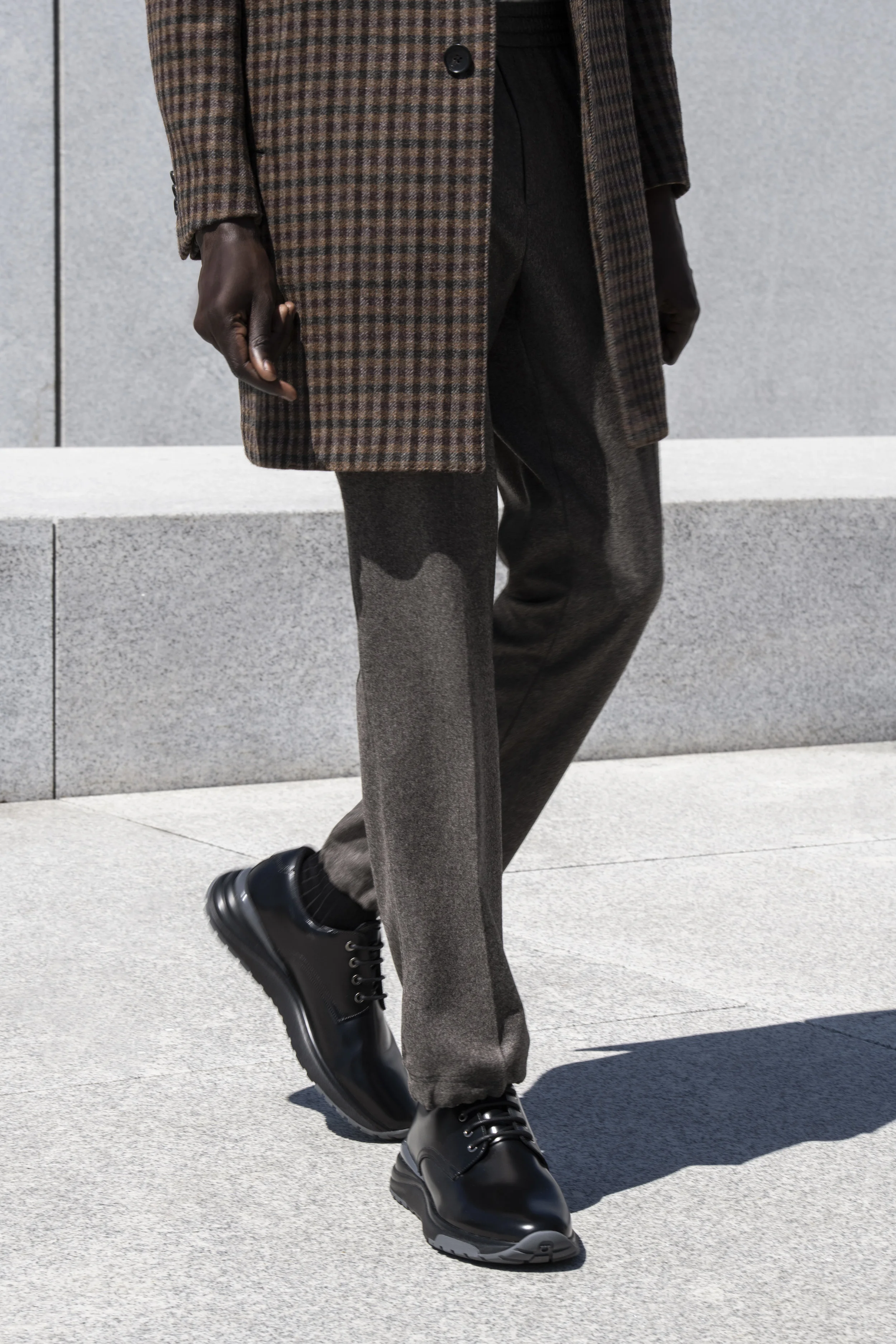 Ferragamo_Hybrid_Shoot_BTS_CARD_02_464_R4.jpg