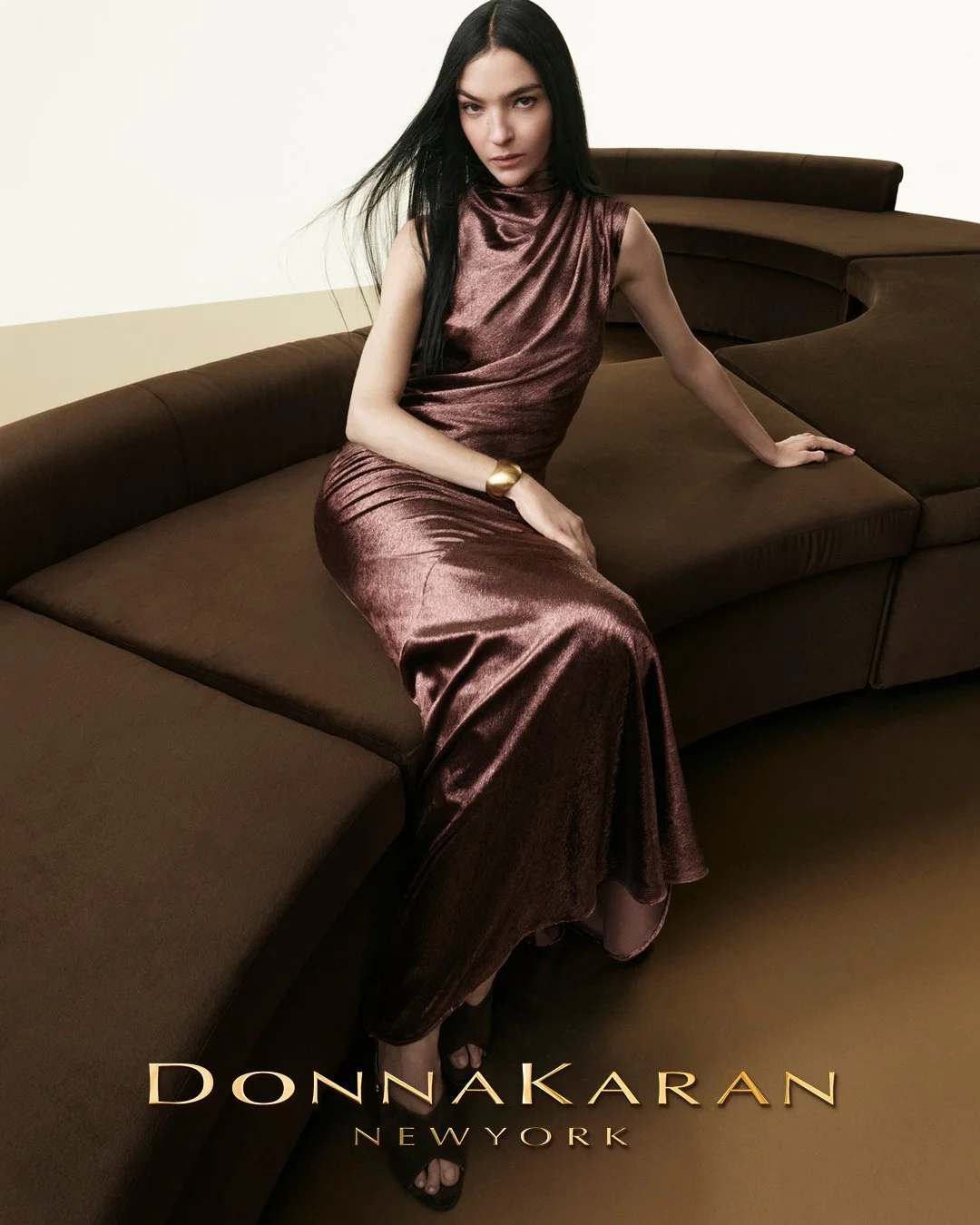 DK_FW25_MARIACARLA_SHOT_01_SOCIAL CROP_4X5 WITH LOGO.jpg