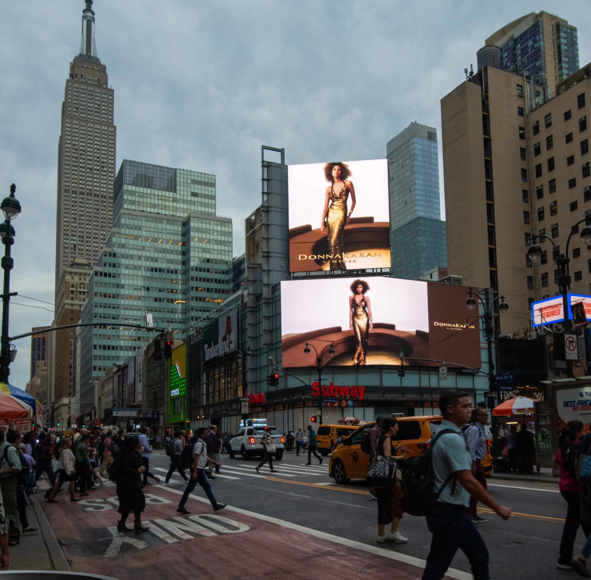 NYC-501_dkny_09_29_2025-1.jpg