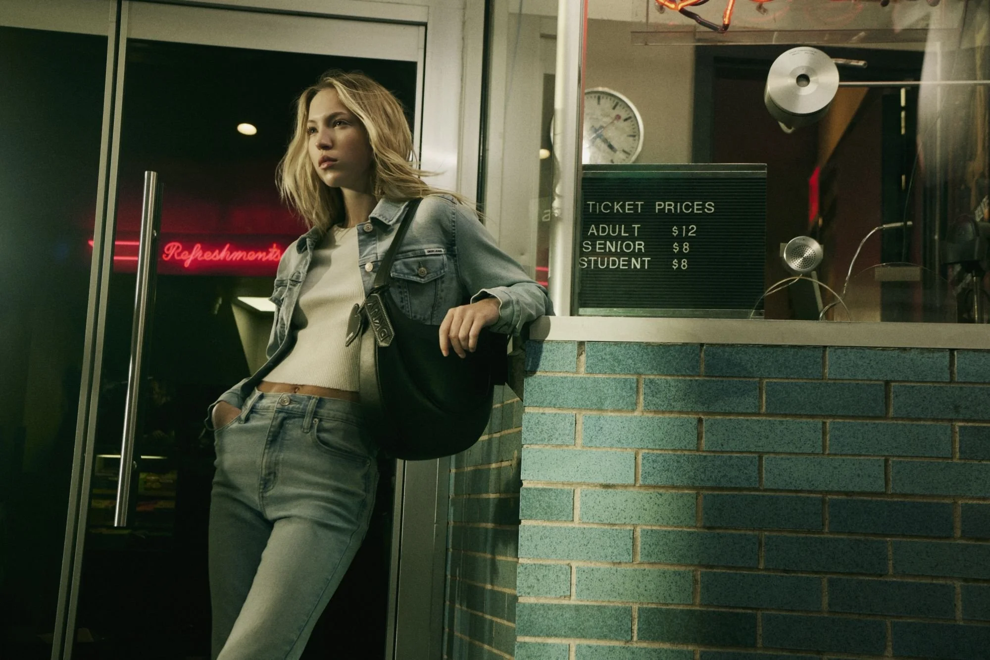 DKNY_SP25_CAMPAIGN_SHOT_05.jpeg