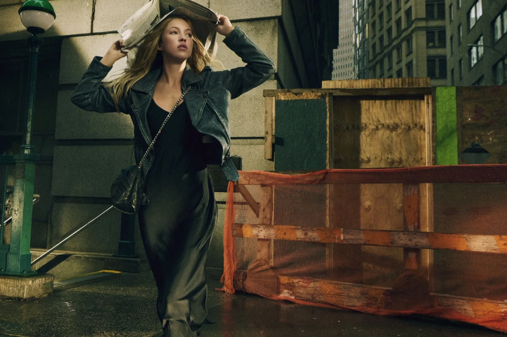 DKNY_SP25_CAMPAIGN_SHOT_09.jpeg