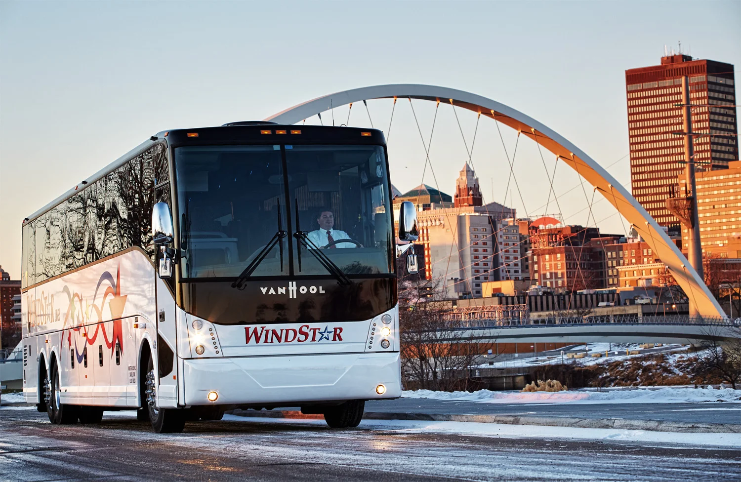 Van Hool CX45