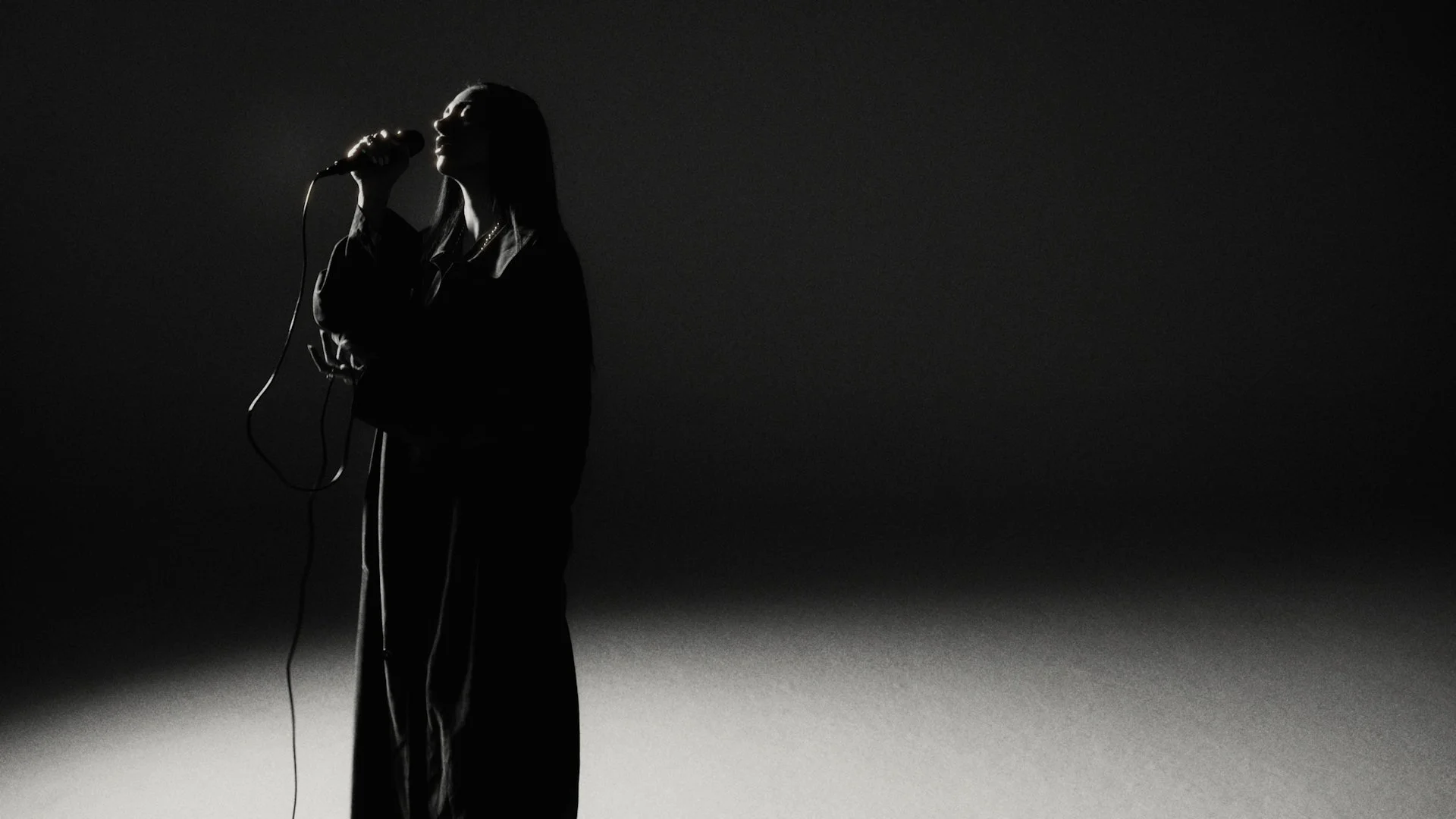 SELFISH_ANNAMARGO_ProResHQ_1080P.00_01_18_08.Still009.jpg