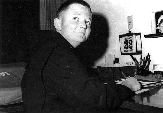 ssp_Anselm_desk.jpg