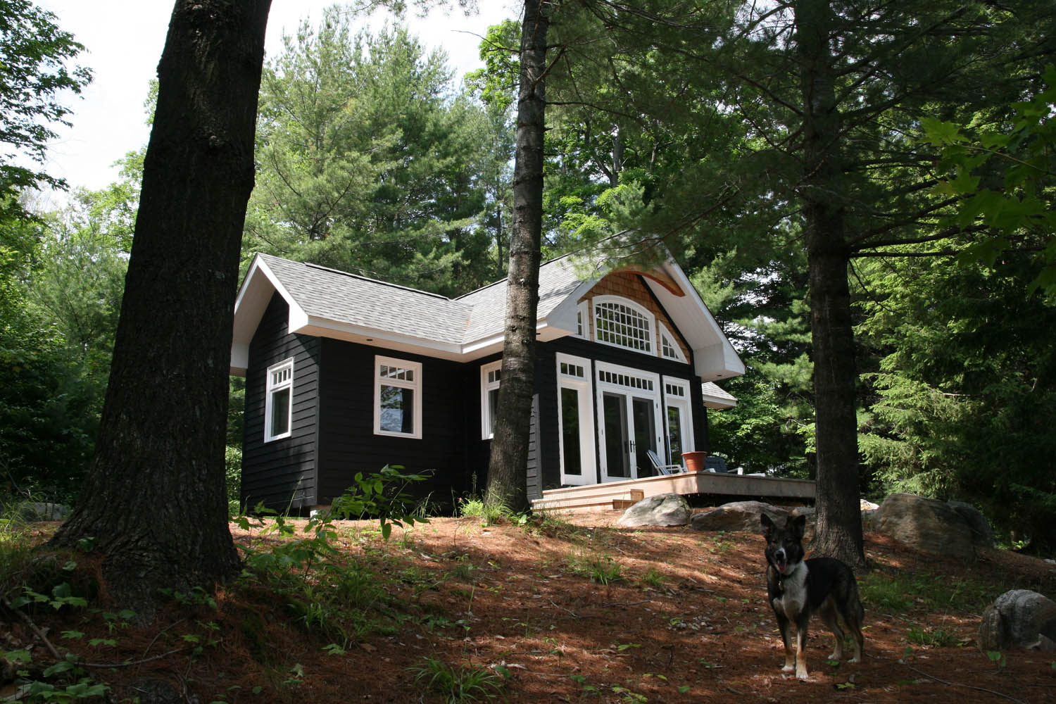 FAMILY RETREAT SLEEPING CABIN