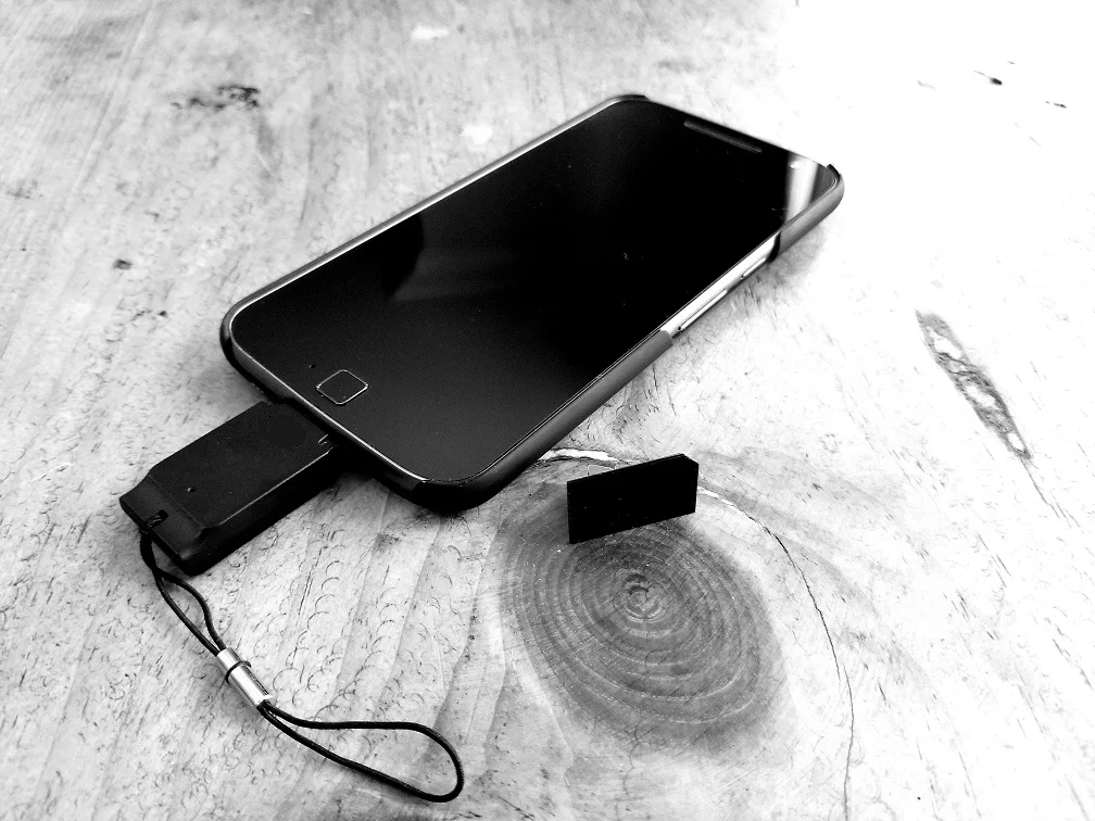  Netclearance mBeaconVault - Blockchain mPOS/mWallet