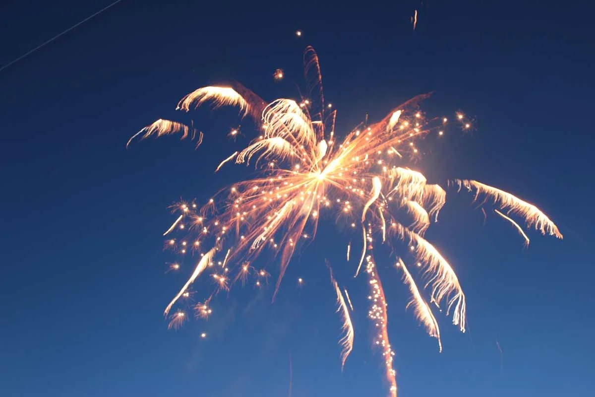 fireworks_demo_3.jpg
