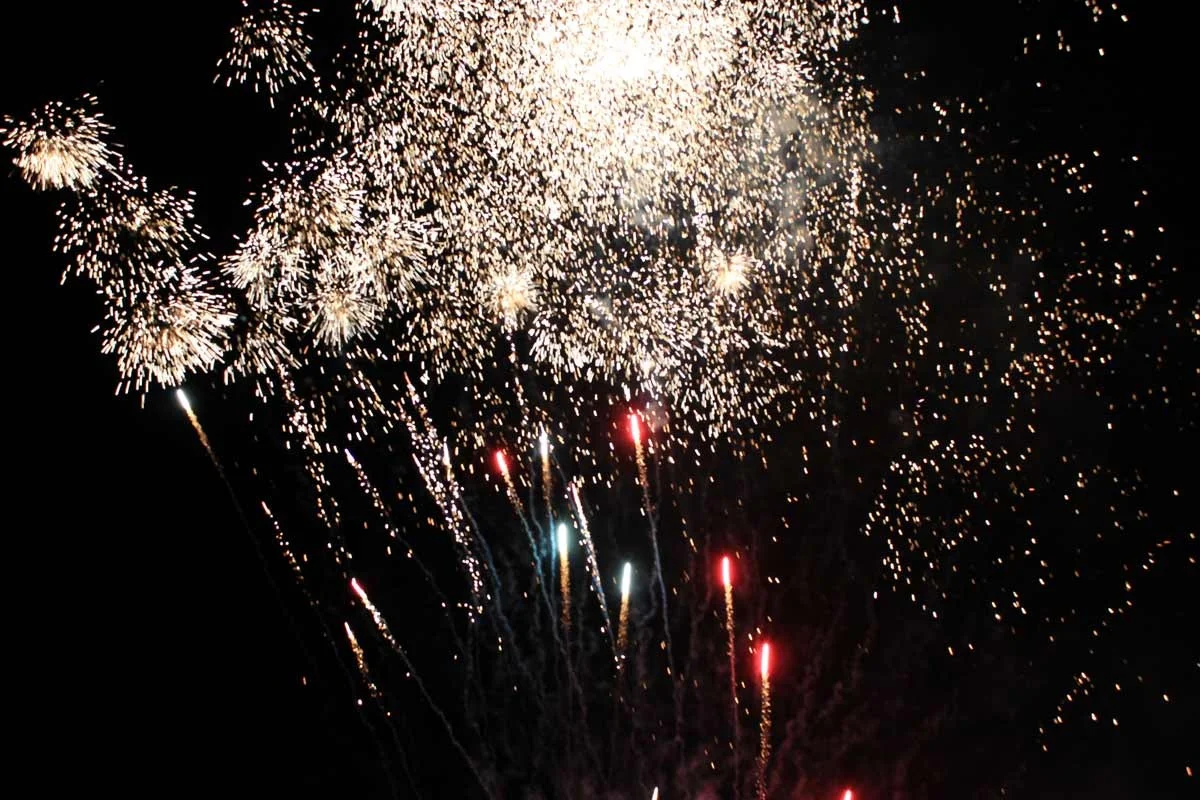 fireworks_demo_11.jpg