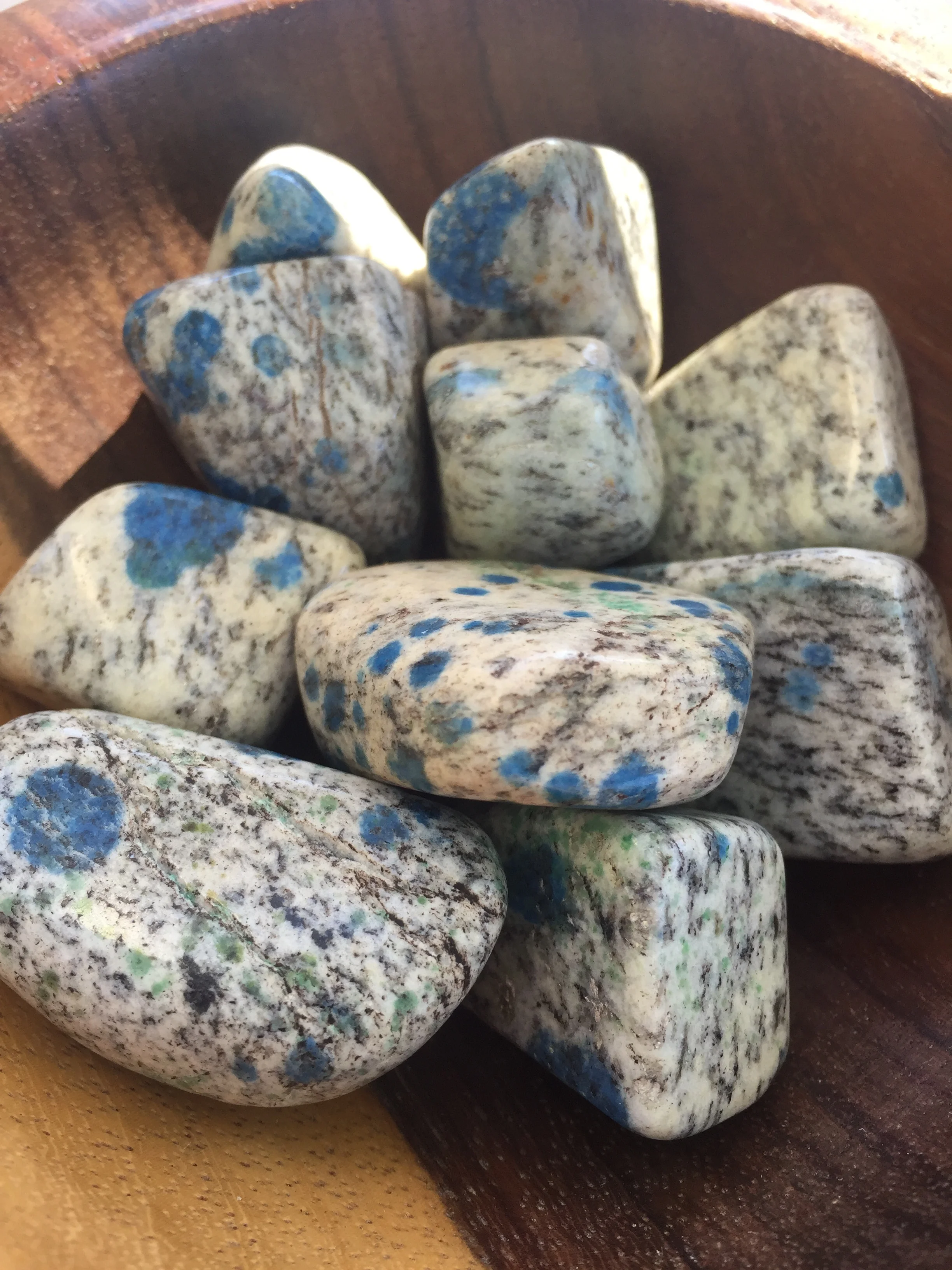 Azurite in Granite: 6th chakra clairvoyance
