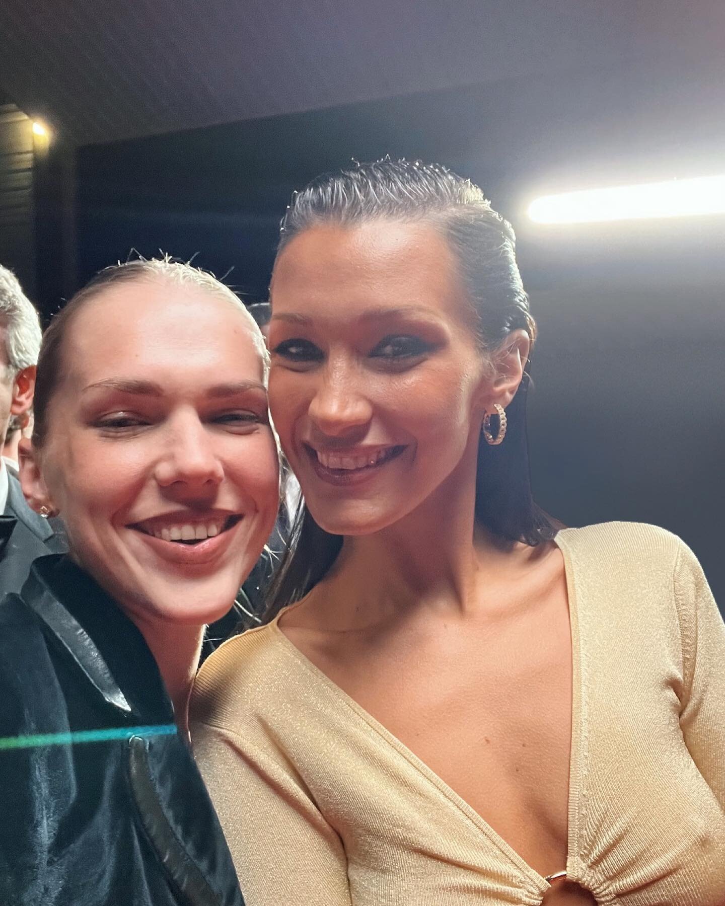 @michaelkors Spring 2023. As much as this is a moment of fandom it&rsquo;s an appreciation towards getting to work with the absolute elite of the modeling world @bellahadid @heconghc @altonmason Thank you my friend @roycevarnerr for capturing me gett