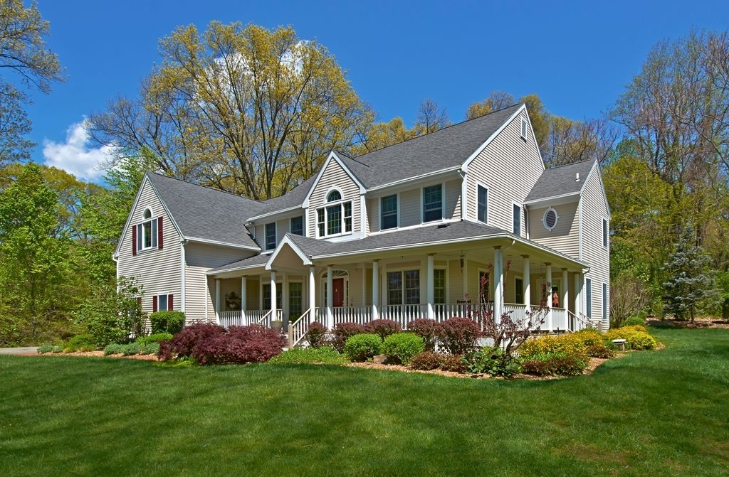 200 UPPER NORTH HIGHLAND PL CROTON ON HUDSON LIST PRICE $995,000 SOLD PRICE $970,000 SOLD ON 08/29/16