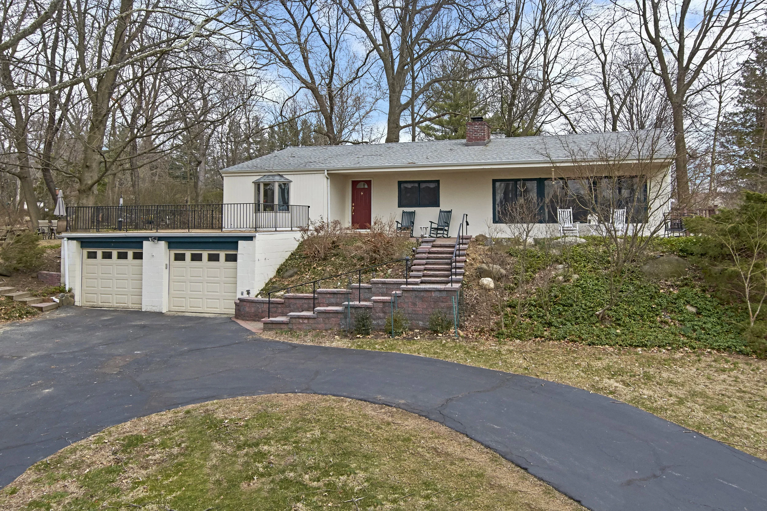 15 RIVERVIEW FARM RD OSSINING LIST PRICE $414,000 SOLD PRICE $424,000 SOLD ON 05/16/18