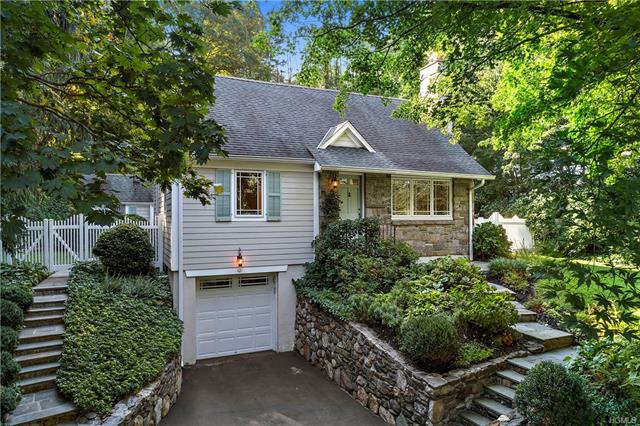 741 WASHINGTON AVE CHAPPAQUA LIST PRICE $848,000 SOLD PRICE $798,000 SOLD ON 12/19/18