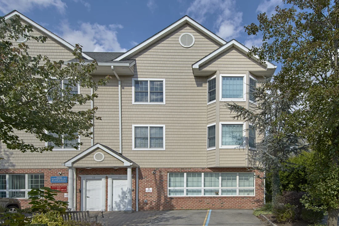 121 MONTGOMERY AVE #B SCARSDALE LIST PRICE $498,999 SOLD PRICE $488,000 SOLD ON 03/21/19