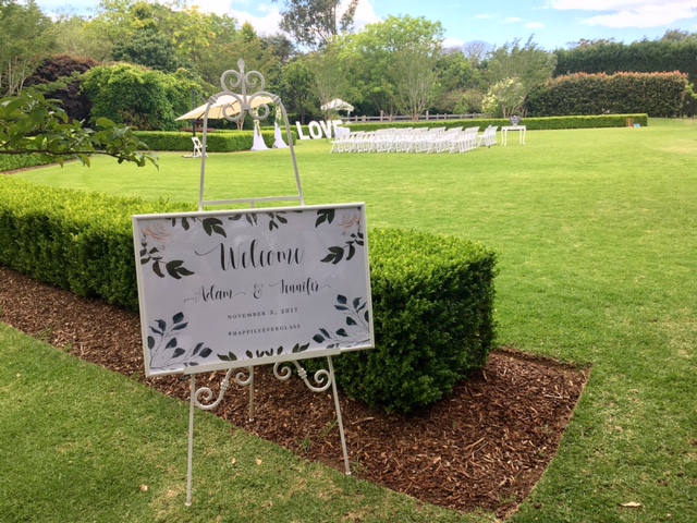 Wedding sign easel