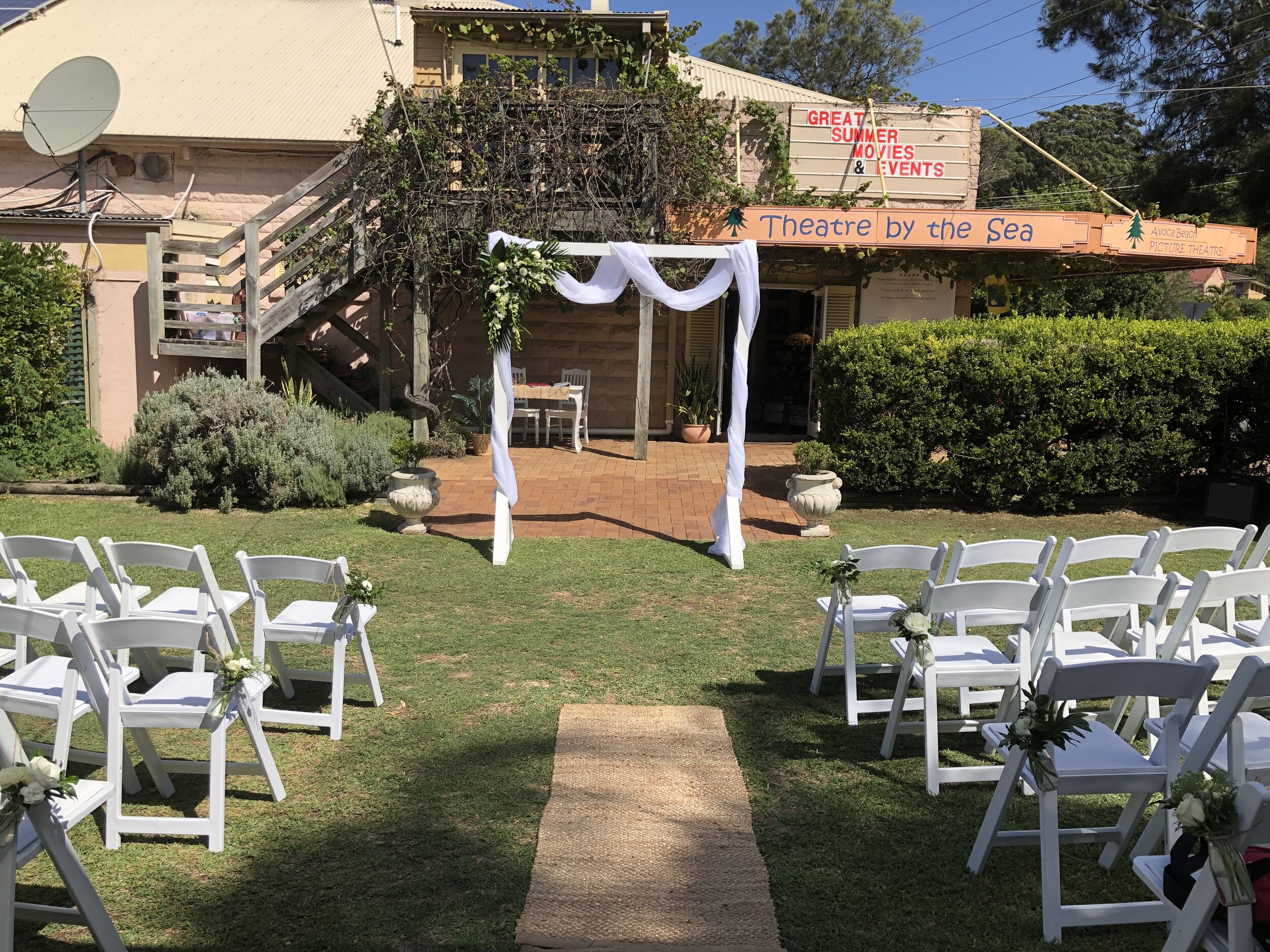 Wedding ceremony avoca beach picture theatre (13).JPG