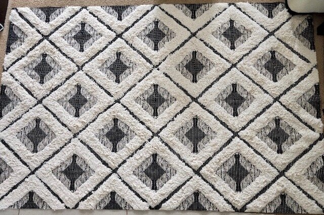 Diamond cotton rug