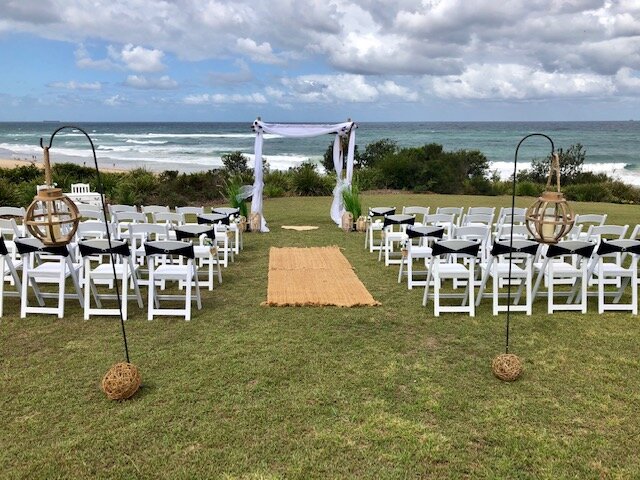 wedding ceremony caves beach (31).jpg