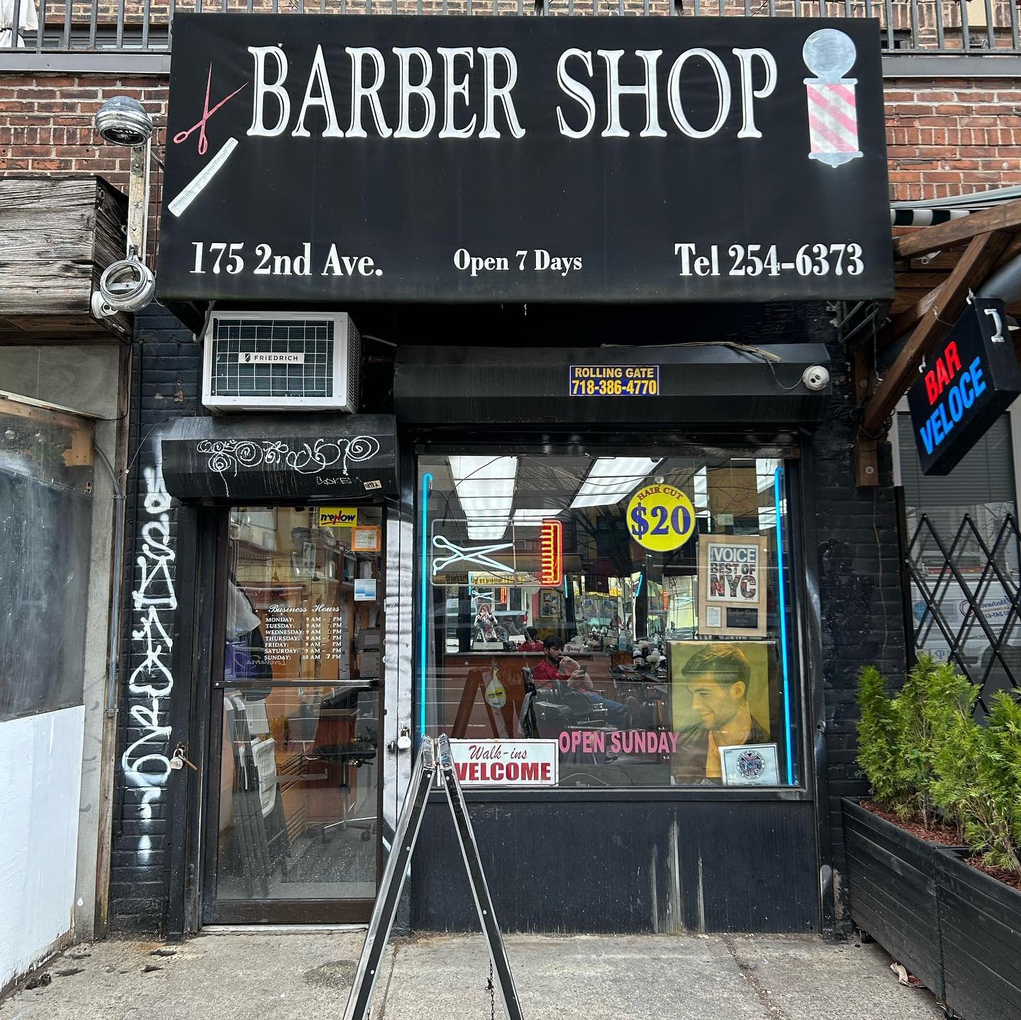 2nd Ave Barbers 
Hours:
Mon-Sat &bull; 9am-7pm
Sun &bull; 10am-6:30pm