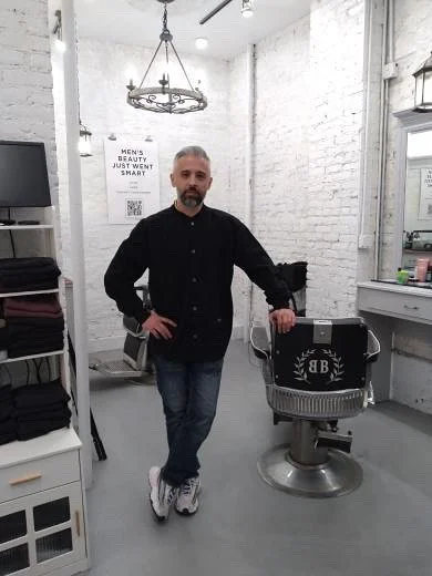 @barbersblueprint 
441 e 12th Street 

Hours:
Mon-Sat &bull; 10am-8pm
Sun &bull; 11am-7pm

📷: @lolaartesaenz