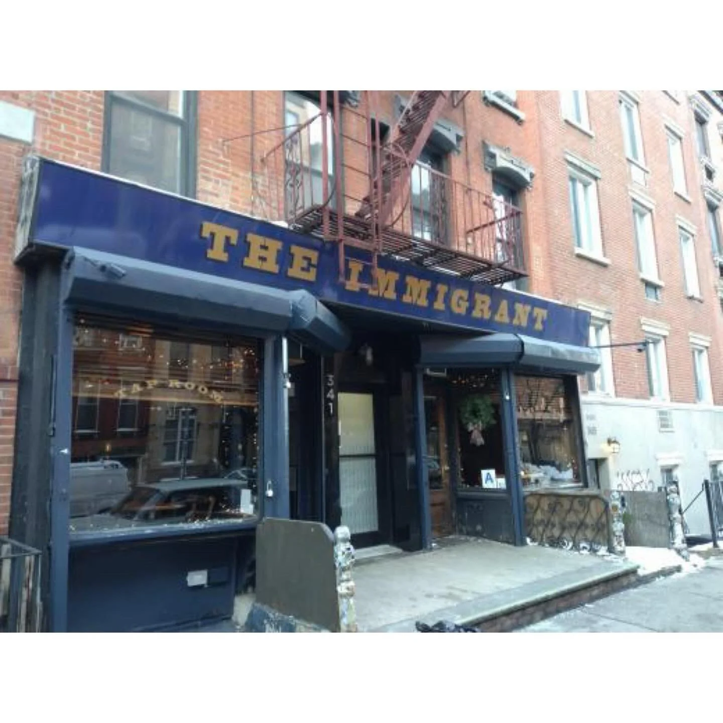@theimmigrant_nyc 
341 e 9th Street

Hours:
Saturday 4 PM&ndash;2 AM
Sunday 4 PM&ndash;12:45 AM
Monday	4 PM&ndash;12:45 AM
Tuesday	4 PM&ndash;1 AM
Wednesday 4 PM&ndash;1 AM
Thursday 4 PM&ndash;1:30 AM
Friday 4 PM&ndash;2 AM

📷: @lolaartesaenz