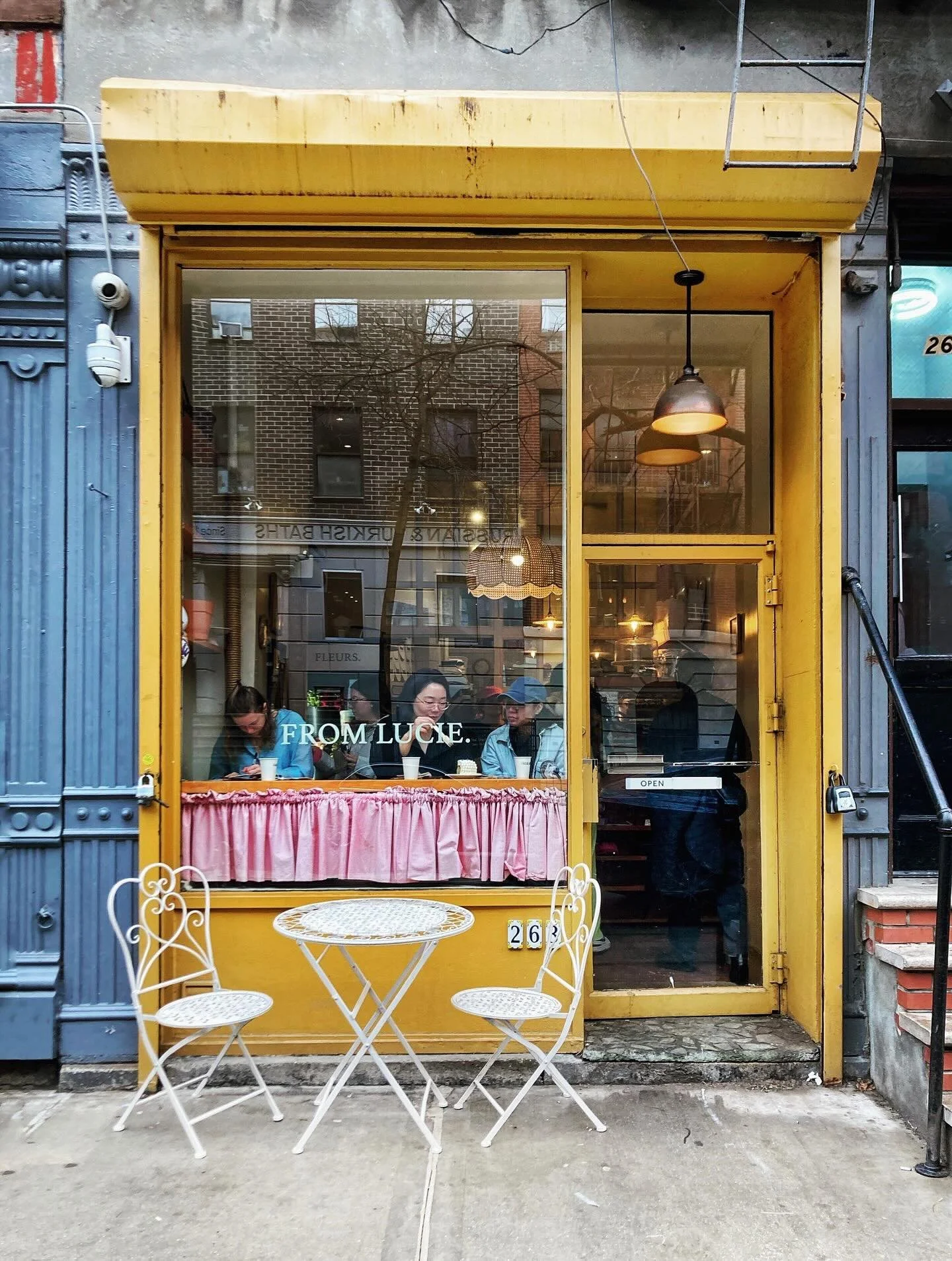 Get @reshare_app &bull; @skaufman4050 It was a windy and gray day in NYC yesterday when I arrived from Amagansett. I hadn&rsquo;t strolled around the East Village in a while, so I decided to do a loop around two of my favorite blocks, E. 10th St. and