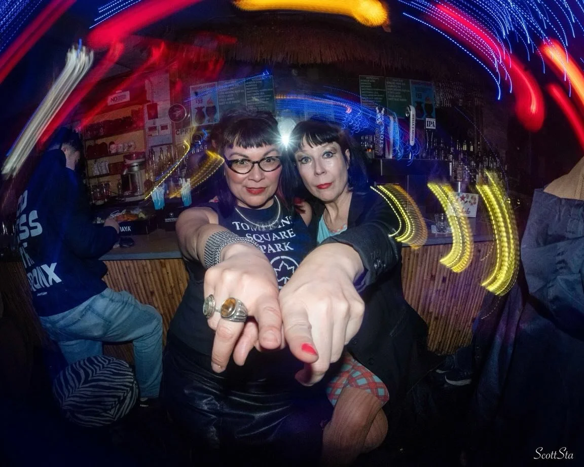 Get @reshare_app &bull; @scottsta Last night a @stevegkrebs @storenfriednyc Flip Flop &amp; Fly! @ottosnyc @giblet_king @rossboughton @spyderdarling

&bull;&bull;&bull;&bull;&bull;&bull;&bull;&bull;&bull;&bull;&bull;&bull;&bull;&bull;
Tonight Sun 5/3