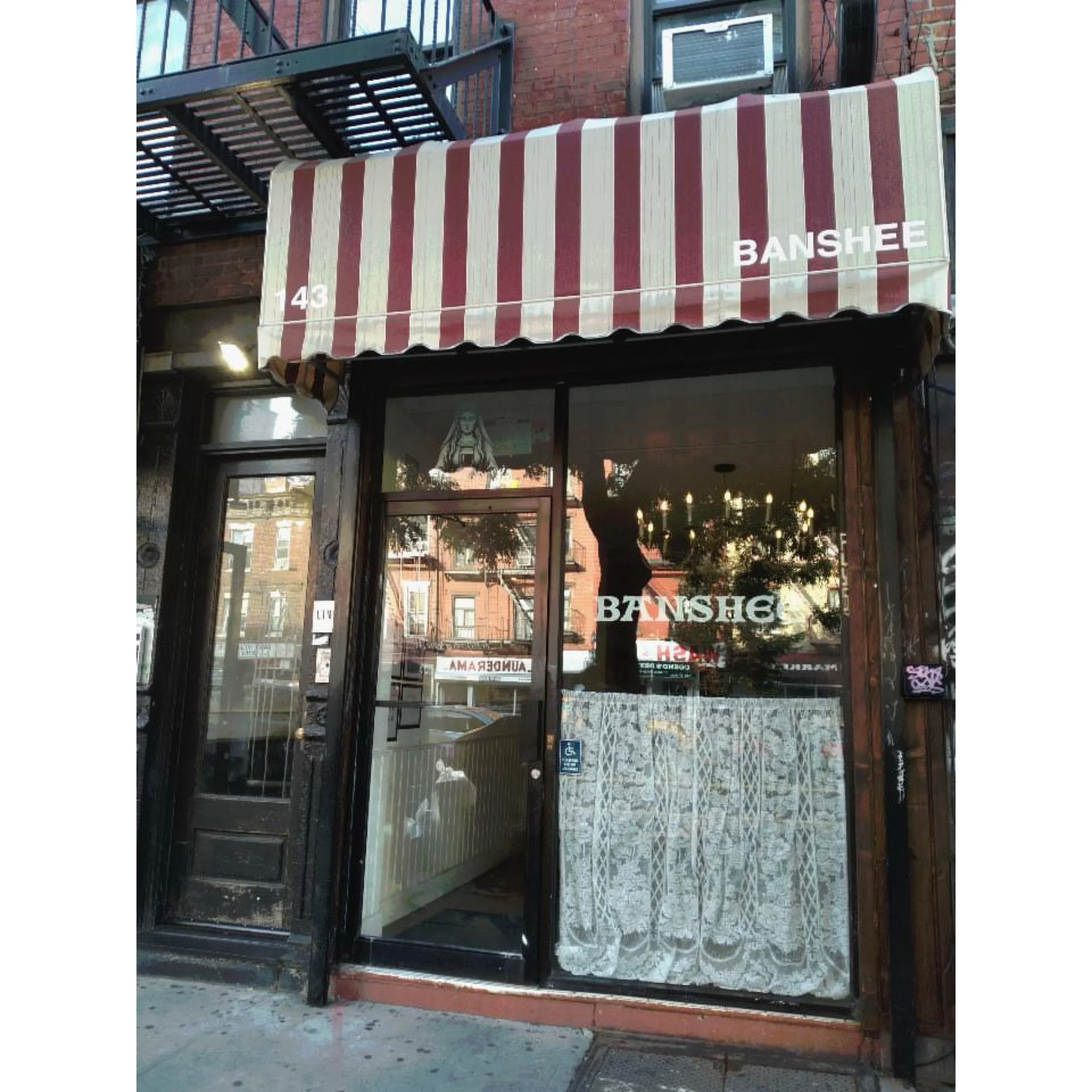 @banshee_nyc 
143 1st Ave 

Hours:
Mon-Thurs &bull; 5pm-1am
Fri &bull; 5pm-2am
Sat &bull; 2pm-2am
Sun &bull; 2pm-12am

📷: @lolaartesaenz