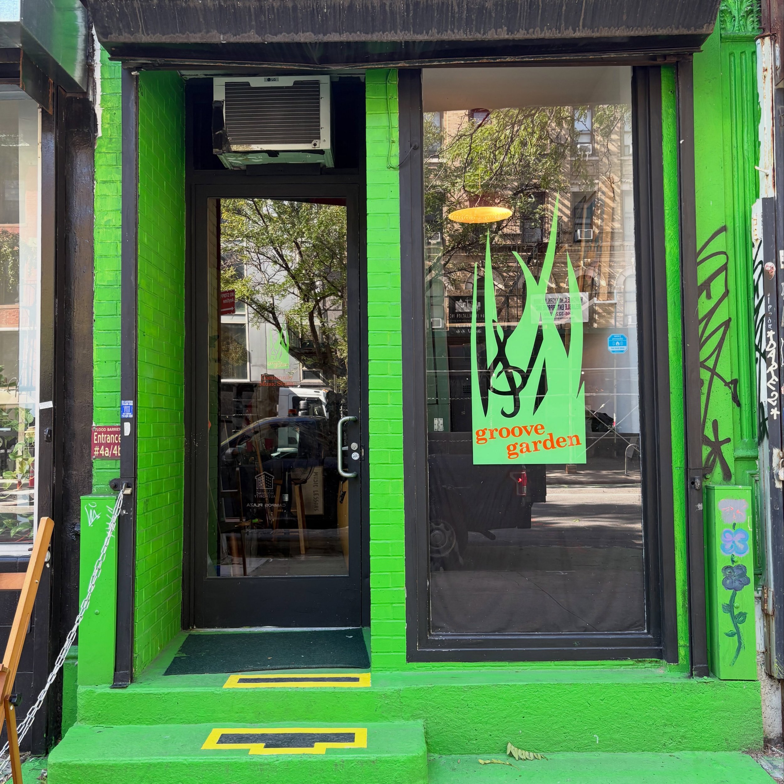@groovegarden_nyc 
89 Ave C

From groovegarden.net - &ldquo;Groove Garden is a community music studio located in Manhattan&rsquo;s East Village. Our goal is to help musicians and those who write music to become fluent and creative. We offer classes t