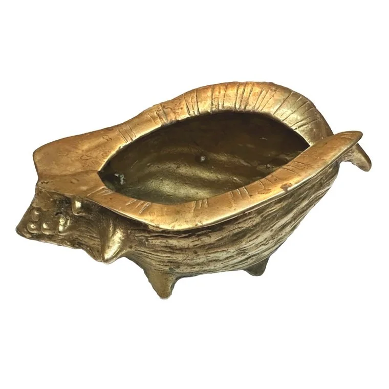 brass_conch_shell_top_profile_mail.jpg