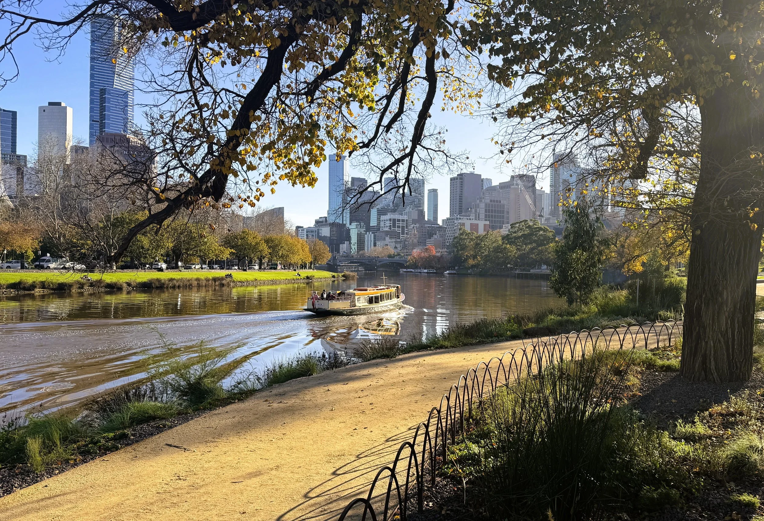 City of Melbourne Soilbond stabilised pathways.jpg