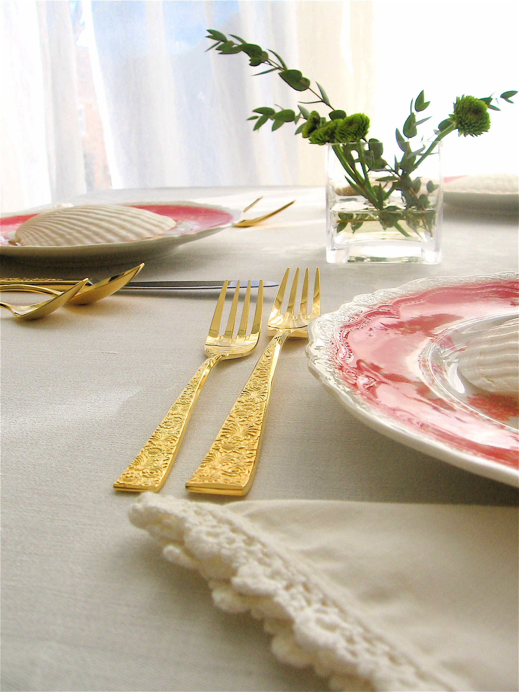 orange table setting.JPG