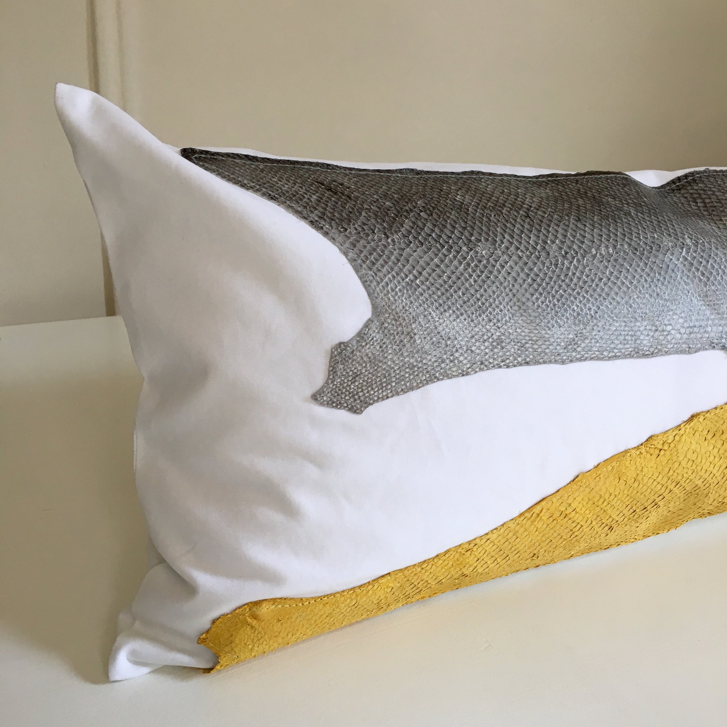 detail pillow.jpg