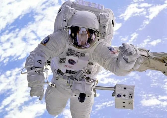 STS-69.JPG