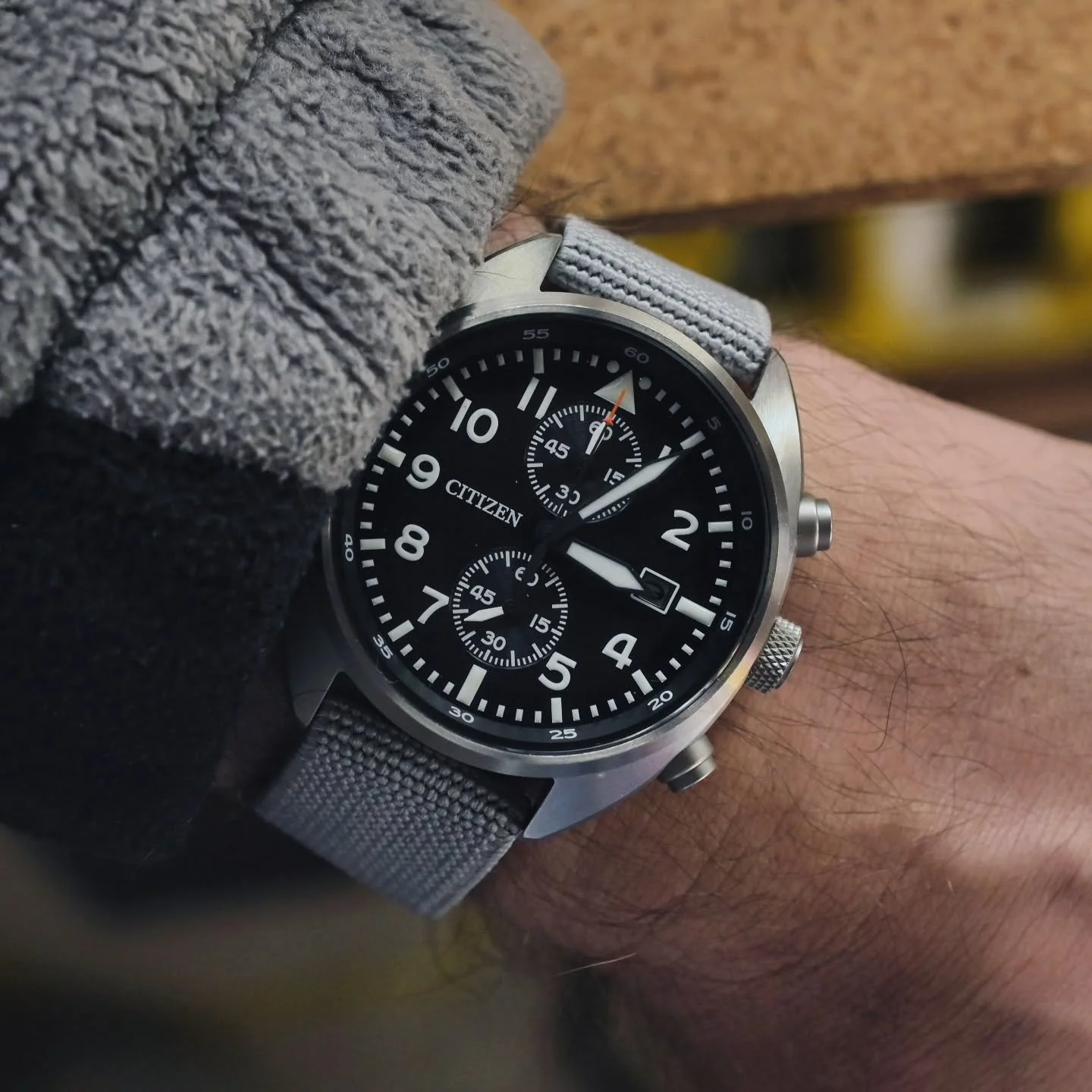 It's been a while since I've had the pleasure of sampling some new product. 😁

Basking in the afternoon, post-batch production light is the all new Lunar Gray Pro Elastic developed from the Artemis Series. I absolutely love how it turned out. And ac