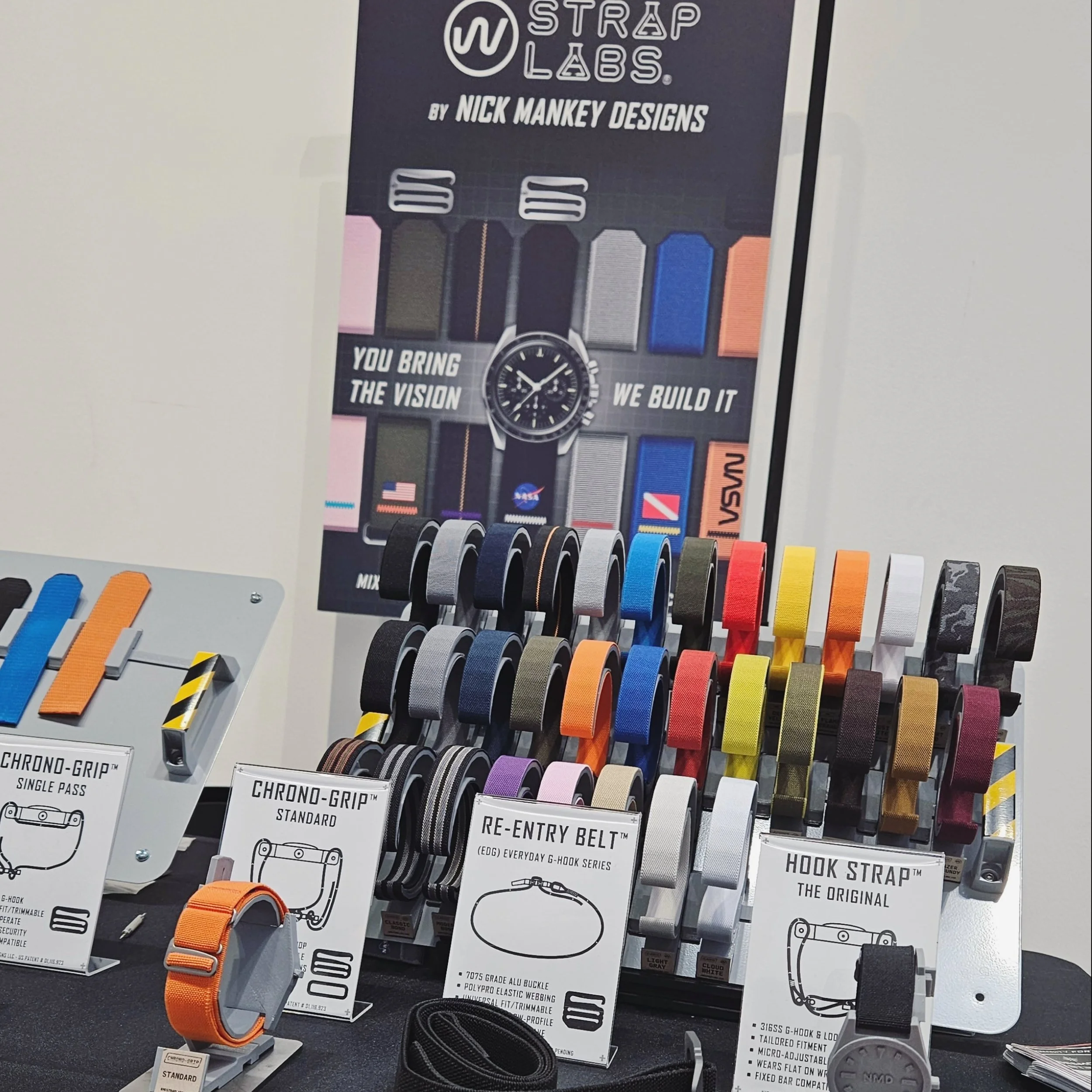Day 2 was a whirlwind of activity here at my analog Strap Lab display for the @windupwatchfair! This instant virtual color try-on system has proven to be a priceless aid in trying out different schemes on the fly.

Looking forward to the finale today
